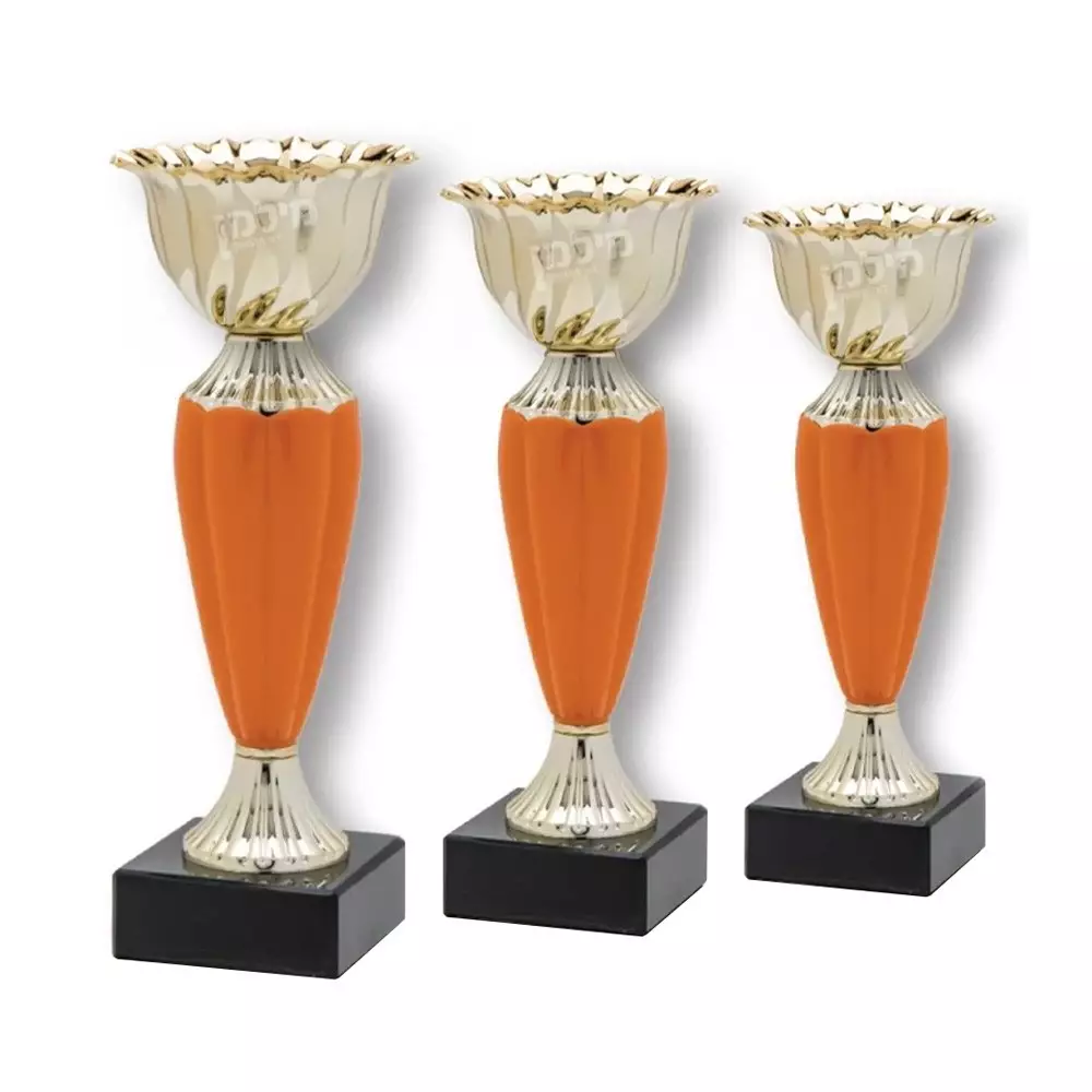 גביע מדגם "קרנבל" כתום