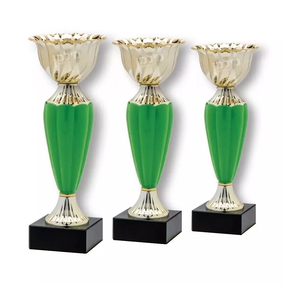 גביע מדגם "קרנבל" ירוק תפוח