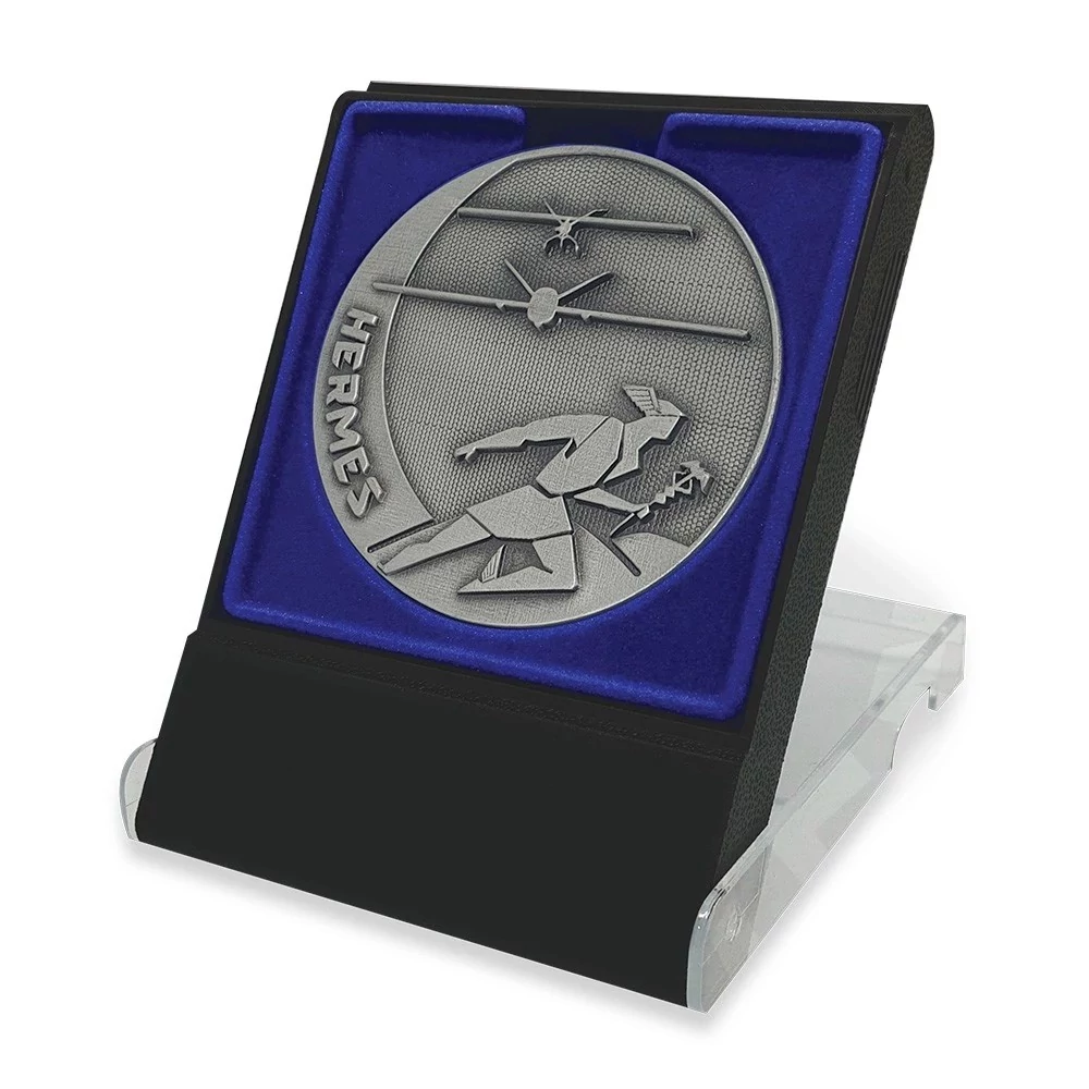 מטבע ביציקה קוטר 7 ס"מ עם קופסא